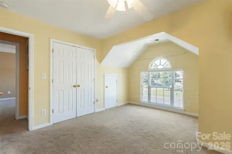 11444 Mangla Drive Charlotte NC 28214