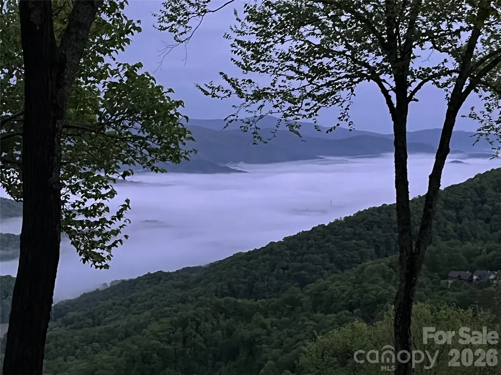 266 Sunset Point Road Burnsville NC 28714