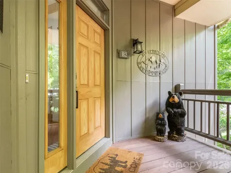 266 Sunset Point Road Burnsville NC 28714