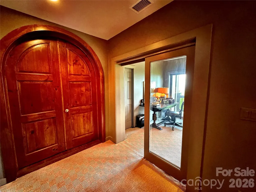 337 Rhododendron Lane Burnsville NC 28714