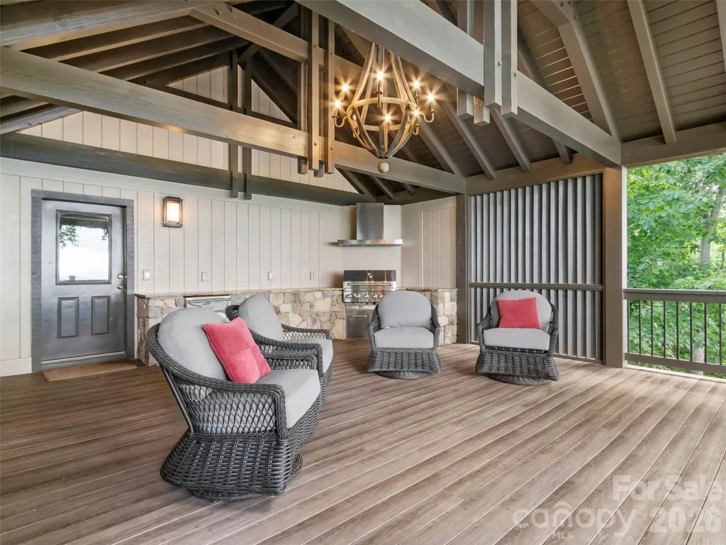 337 Rhododendron Lane Burnsville NC 28714