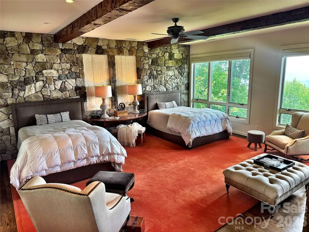 337 Rhododendron Lane Burnsville NC 28714