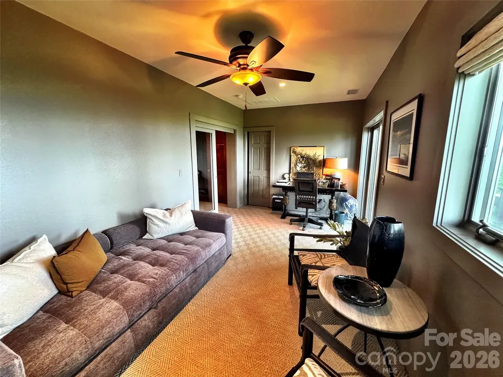 337 Rhododendron Lane Burnsville NC 28714