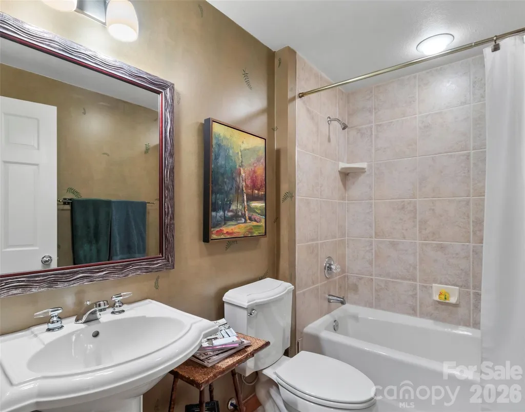337 Rhododendron Lane Burnsville NC 28714
