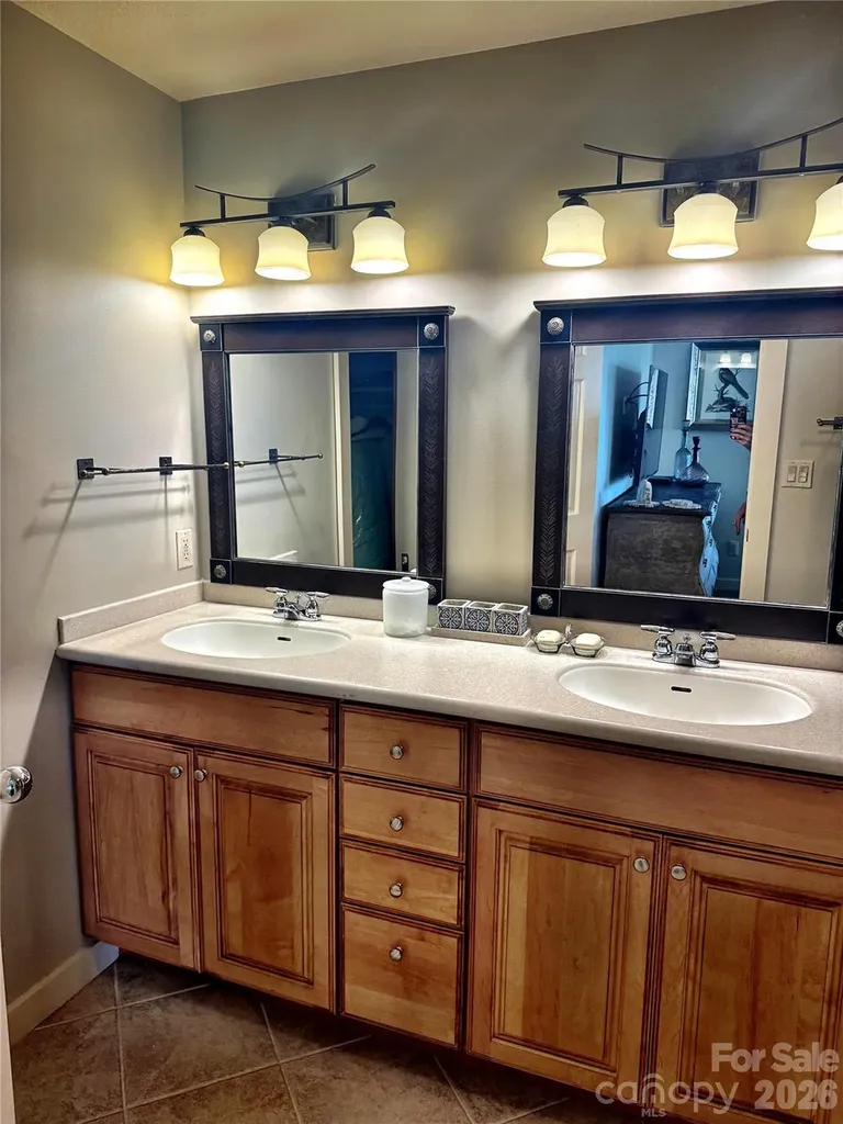337 Rhododendron Lane Burnsville NC 28714