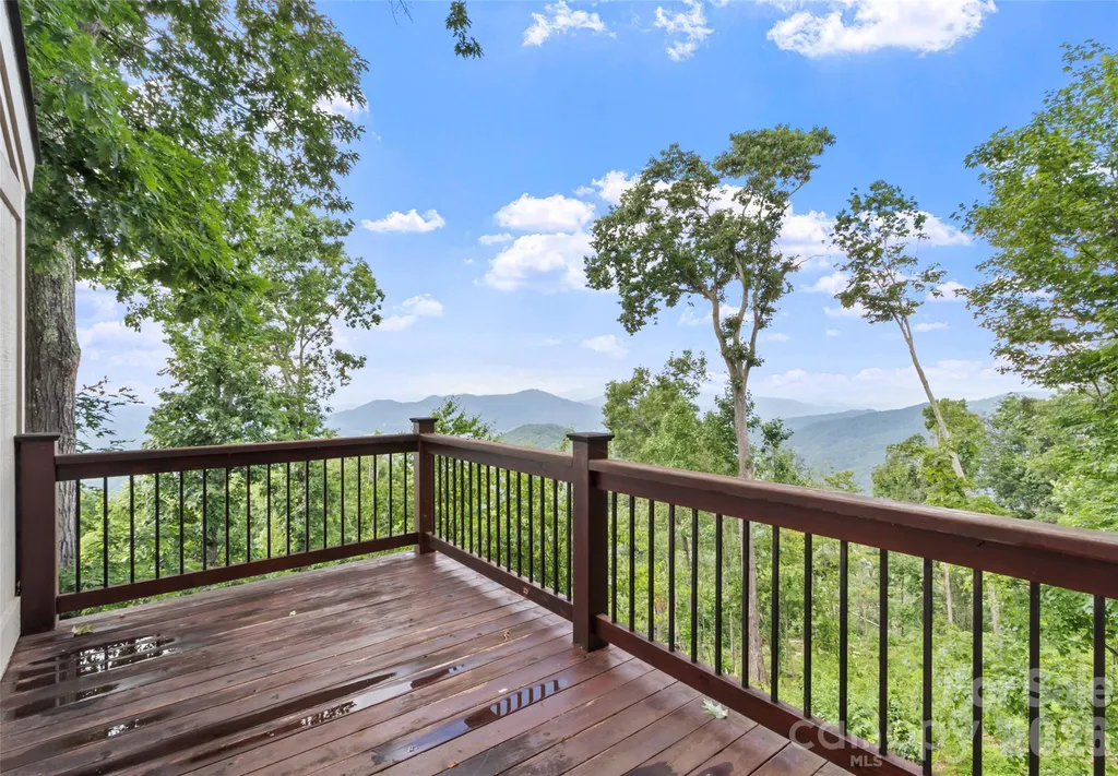 337 Rhododendron Lane Burnsville NC 28714