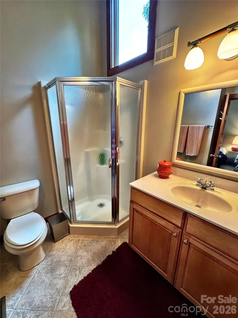 337 Rhododendron Lane Burnsville NC 28714