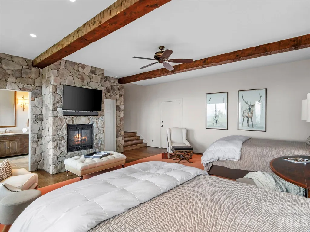 337 Rhododendron Lane Burnsville NC 28714