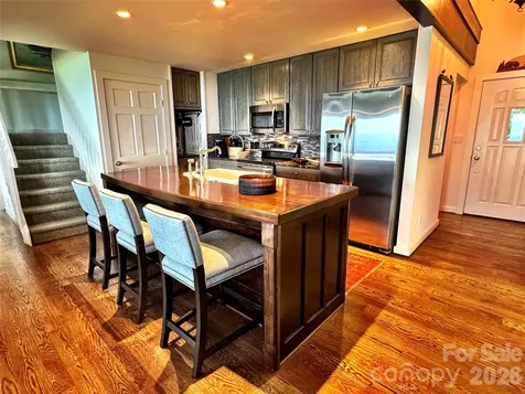 337 Rhododendron Lane Burnsville NC 28714