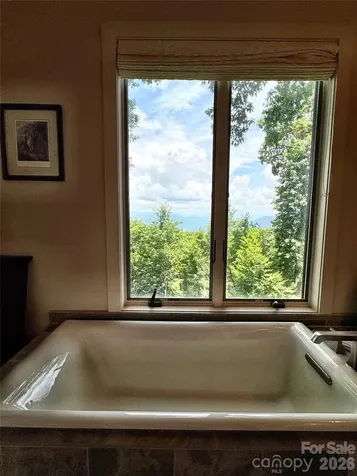 337 Rhododendron Lane Burnsville NC 28714