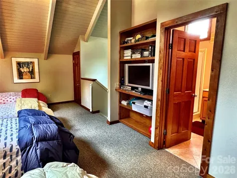 337 Rhododendron Lane Burnsville NC 28714