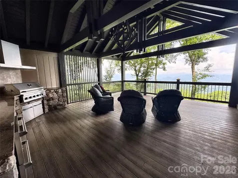 337 Rhododendron Lane Burnsville NC 28714
