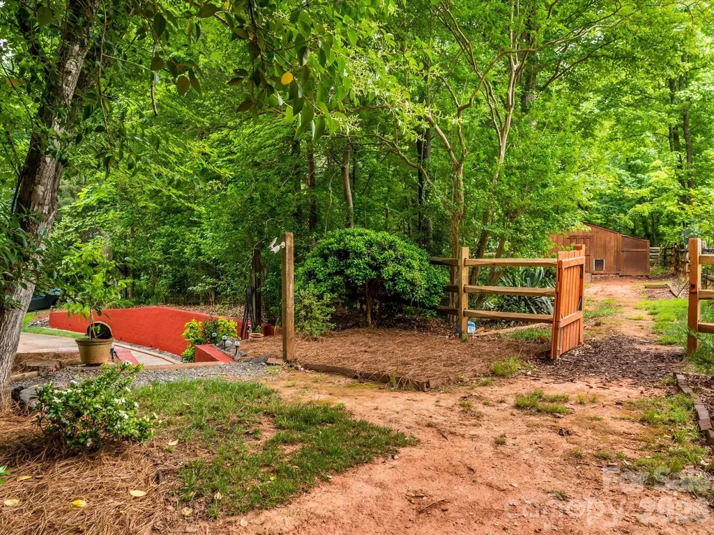 9607 Riddick Place Matthews NC 28105