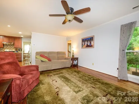 9607 Riddick Place Matthews NC 28105
