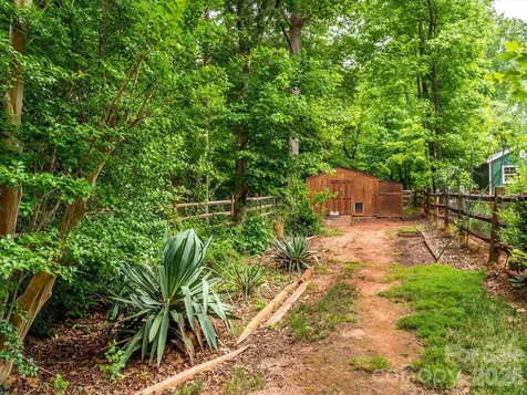 9607 Riddick Place Matthews NC 28105