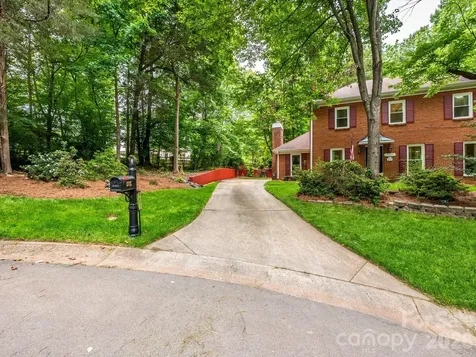 9607 Riddick Place Matthews NC 28105