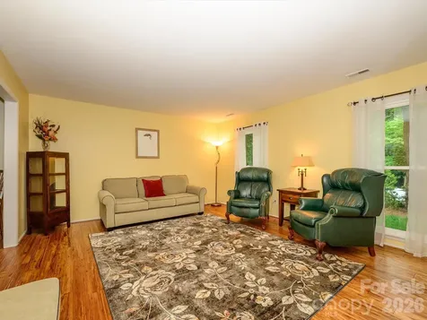 9607 Riddick Place Matthews NC 28105