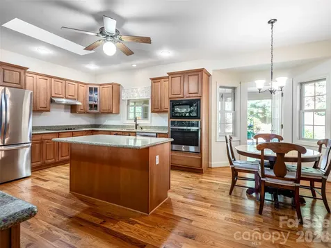 4 Dogwood Glen Circle Etowah NC 28729
