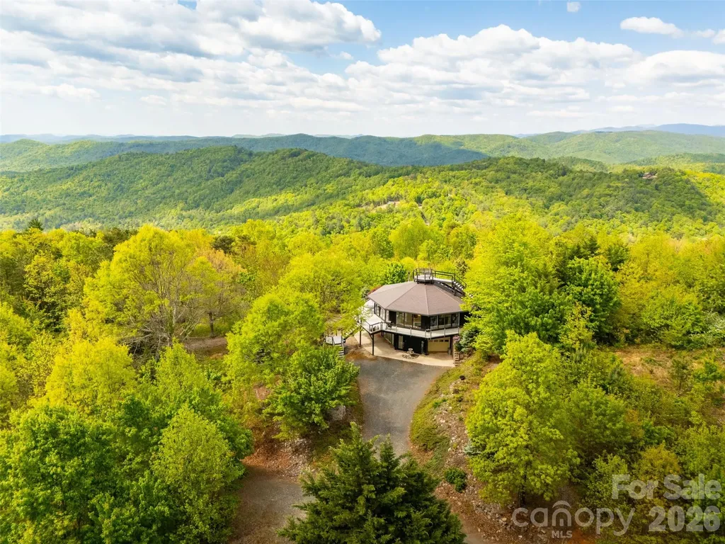 146 Cherokee Lane Purlear NC 28665