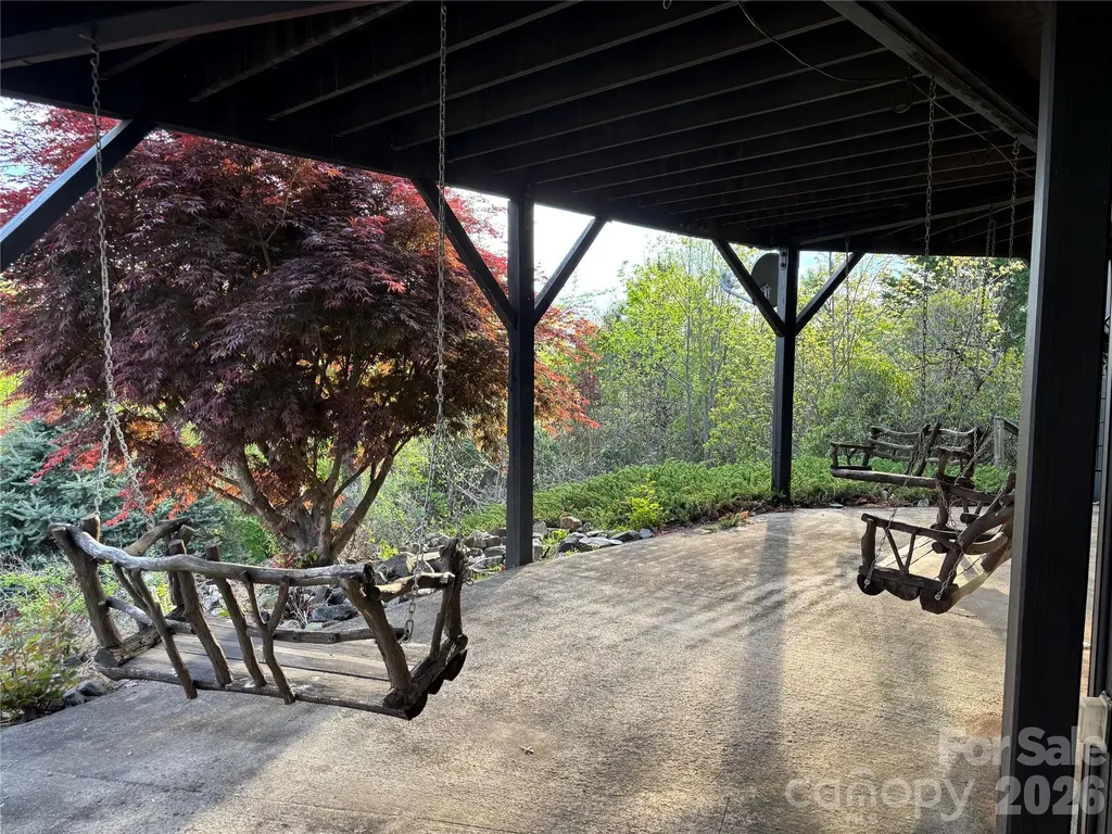 146 Cherokee Lane Purlear NC 28665