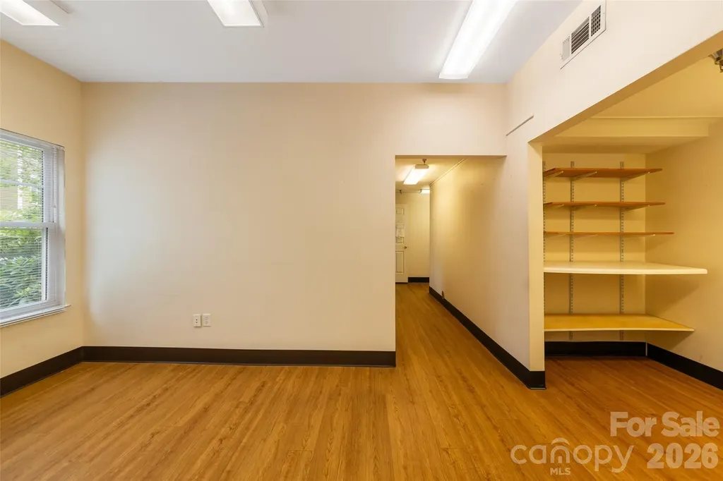 64 Clingman Avenue Asheville NC 28801