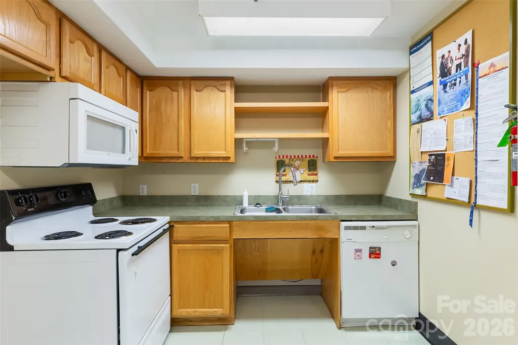 64 Clingman Avenue Asheville NC 28801