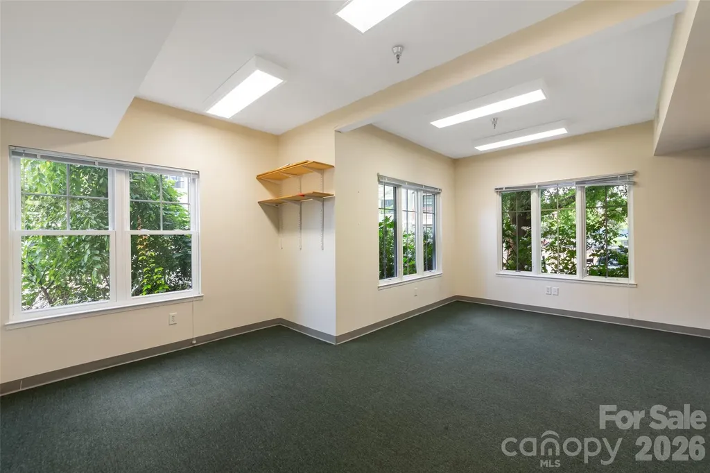 64 Clingman Avenue Asheville NC 28801