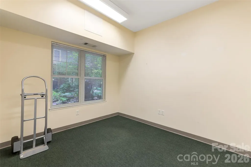 64 Clingman Avenue Asheville NC 28801