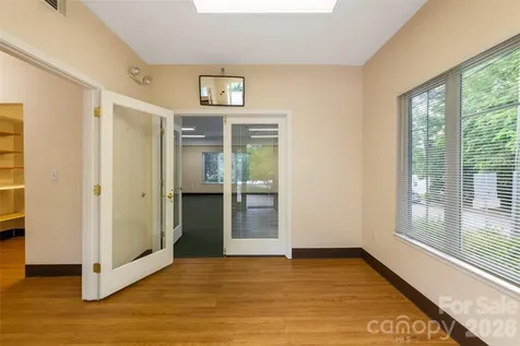 64 Clingman Avenue Asheville NC 28801