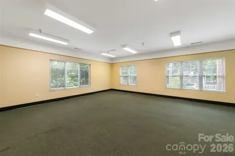 64 Clingman Avenue Asheville NC 28801