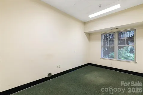 64 Clingman Avenue Asheville NC 28801