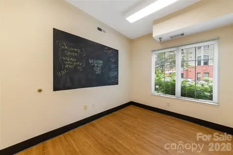 64 Clingman Avenue Asheville NC 28801