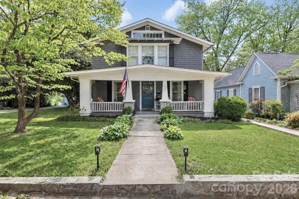 235 N Race Street Statesville NC 28677