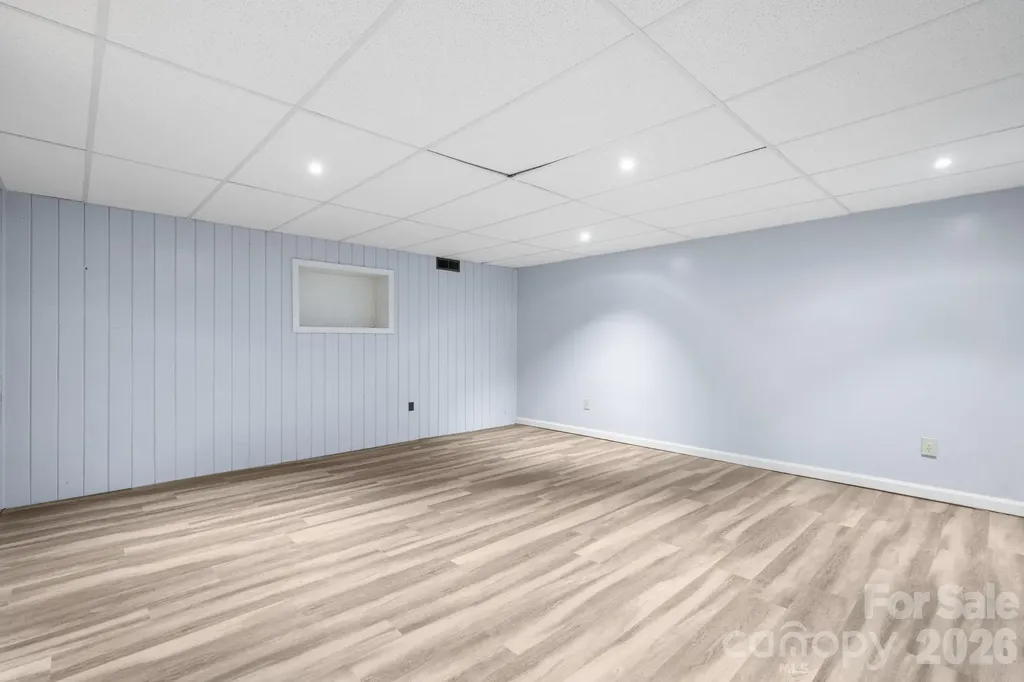 1011 Cambridge Court Lenoir NC 28645