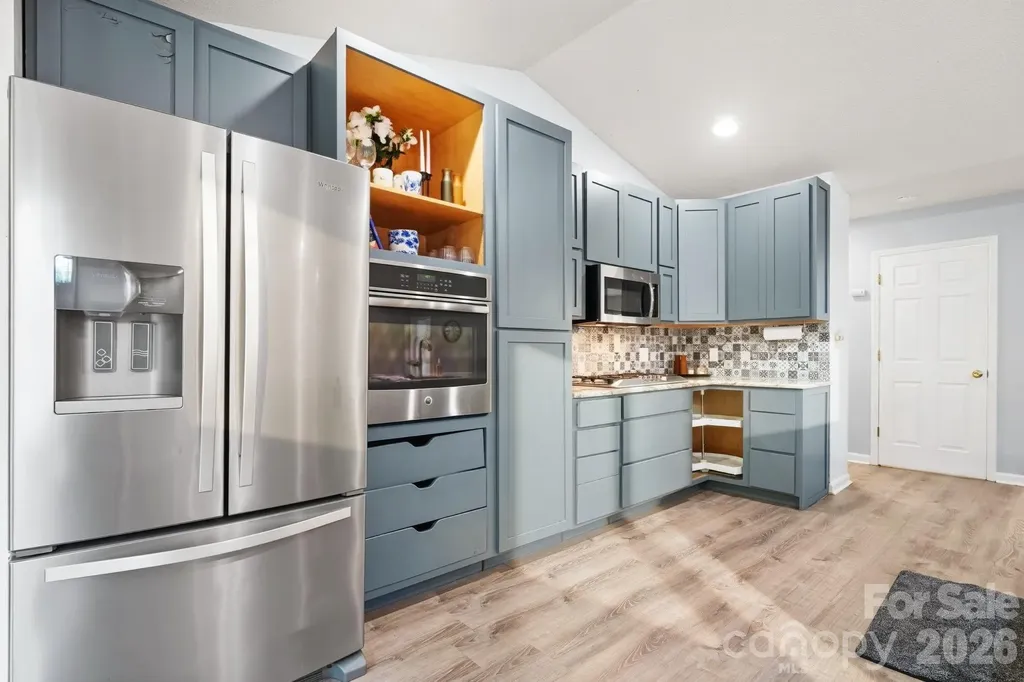 1011 Cambridge Court Lenoir NC 28645
