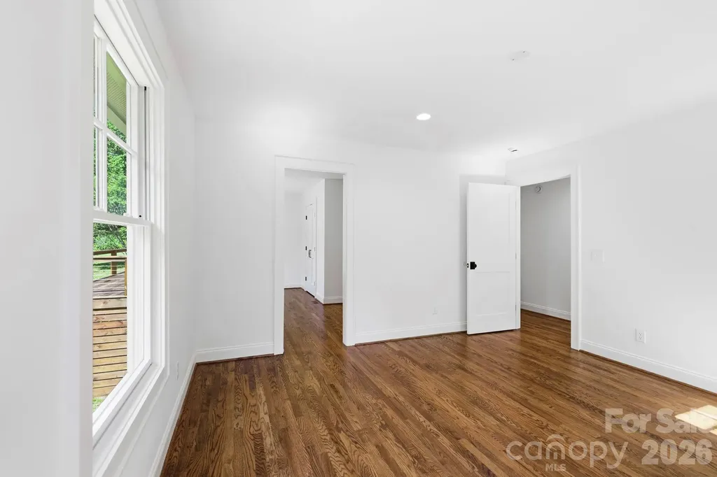 316 Big Raven Lane Saluda NC 28773