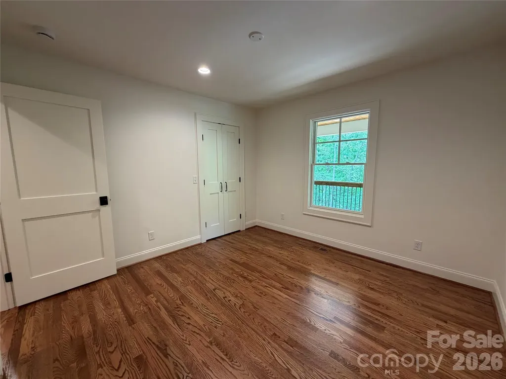 316 Big Raven Lane Saluda NC 28773