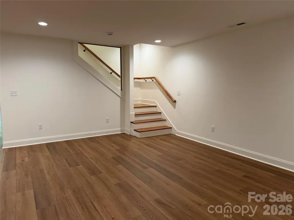 316 Big Raven Lane Saluda NC 28773