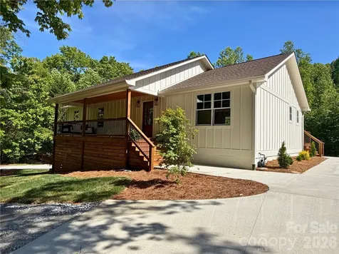 316 Big Raven Lane Saluda NC 28773