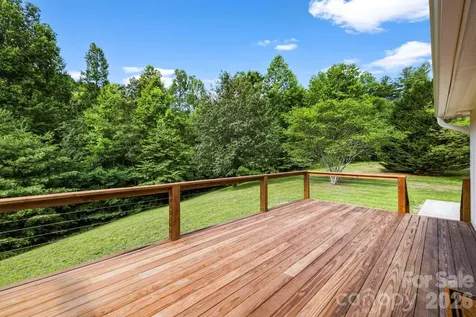 316 Big Raven Lane Saluda NC 28773