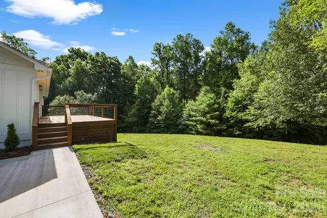 316 Big Raven Lane Saluda NC 28773