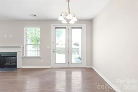 5662 Stonewells Drive Charlotte NC 28278