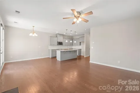 5662 Stonewells Drive Charlotte NC 28278