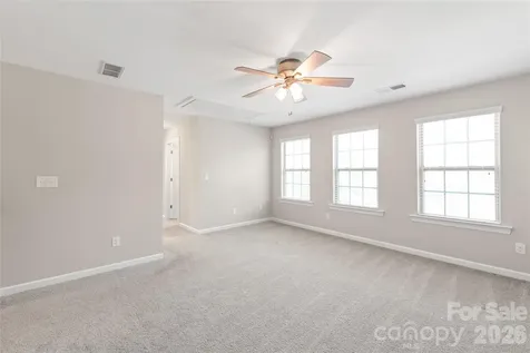 5662 Stonewells Drive Charlotte NC 28278