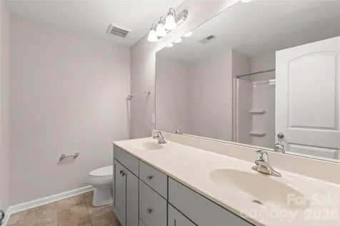 5662 Stonewells Drive Charlotte NC 28278
