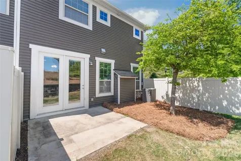5662 Stonewells Drive Charlotte NC 28278