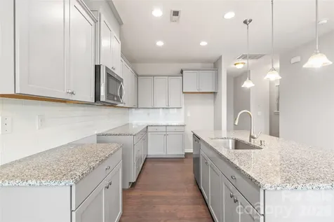 5662 Stonewells Drive Charlotte NC 28278