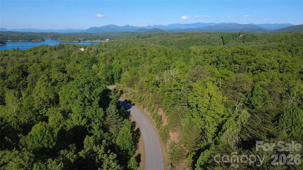 431 Ridge Point Road Nebo NC 28761
