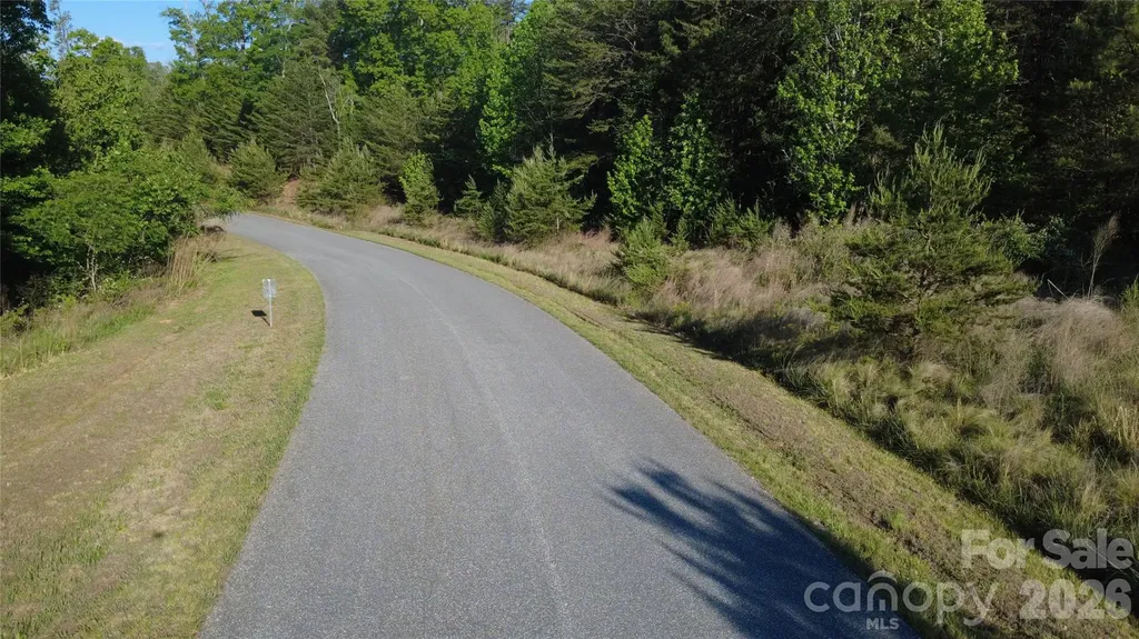 431 Ridge Point Road Nebo NC 28761