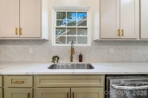 131 Woodrow Avenue Asheville NC 28801